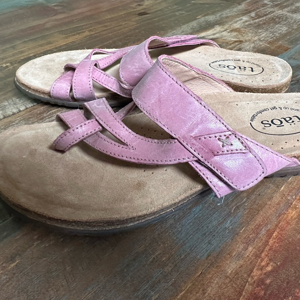 Taos Perfect Thong Sandal Soft Pink Leather Size 10